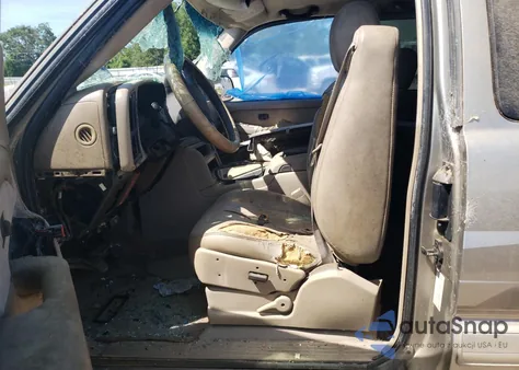 2003 Chevrolet Silverado C1500 from USA, damaged, VIN 1GCEC19T03Z214437